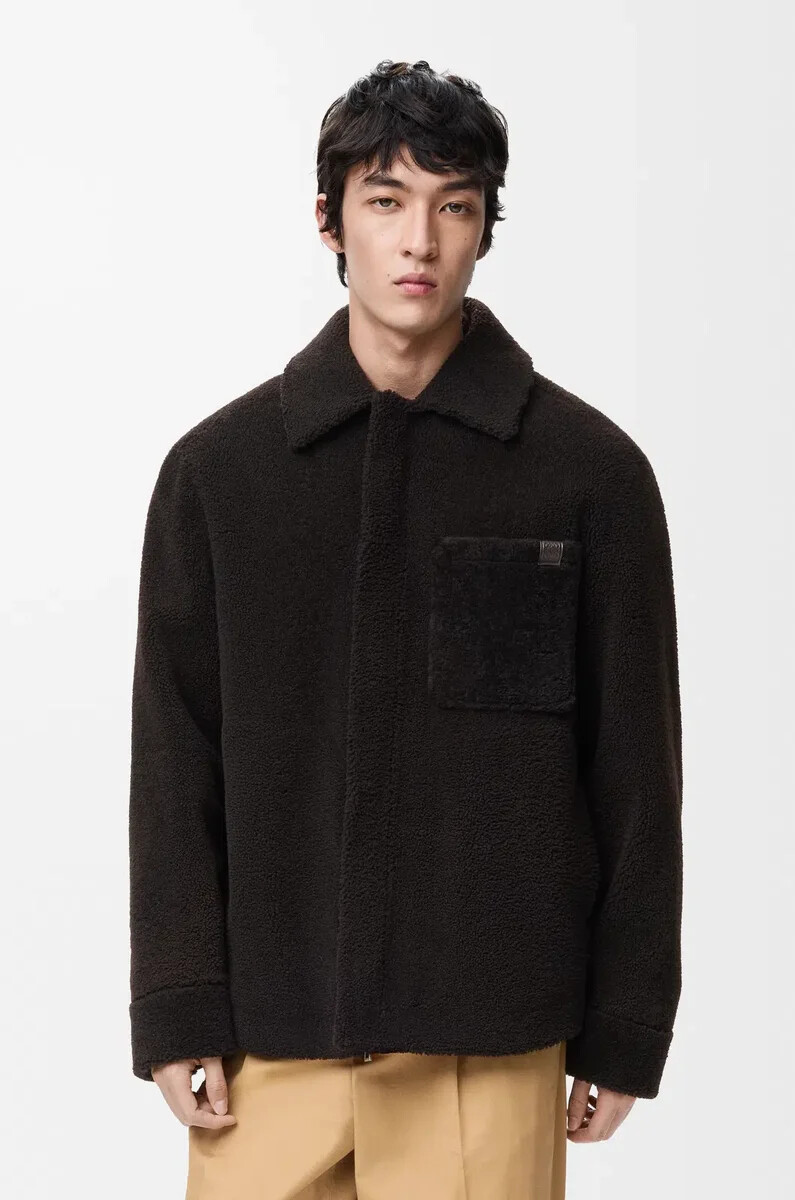 sobrecamisa de borrego marrón oscuromarrón oscuro