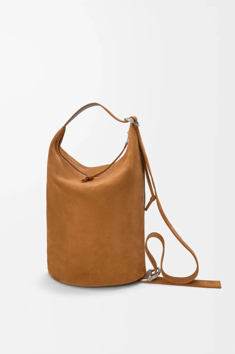 bolso de mano loop en ante de becerro color tabaco