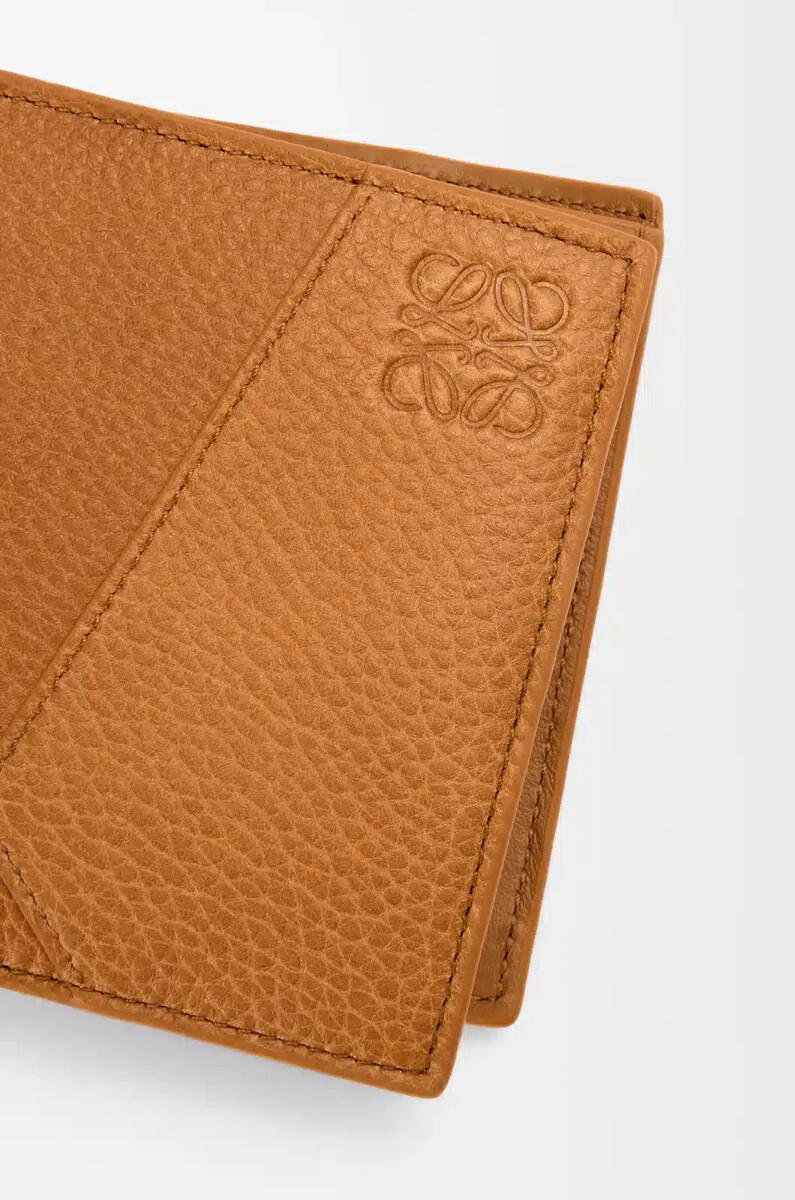 monedero plegable puzzle en piel de becerro granulada flexible color marrón cañón claro