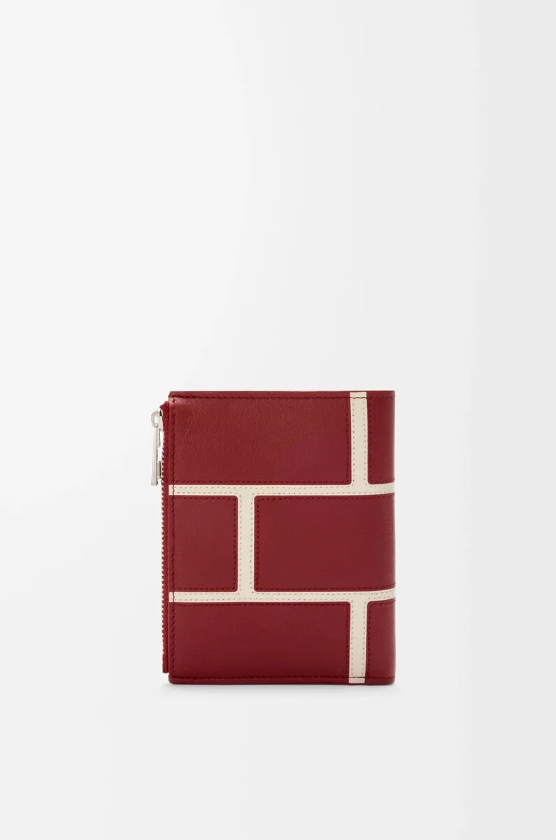 cartera compacta y fina en piel de becerro clásica color rojo quemado