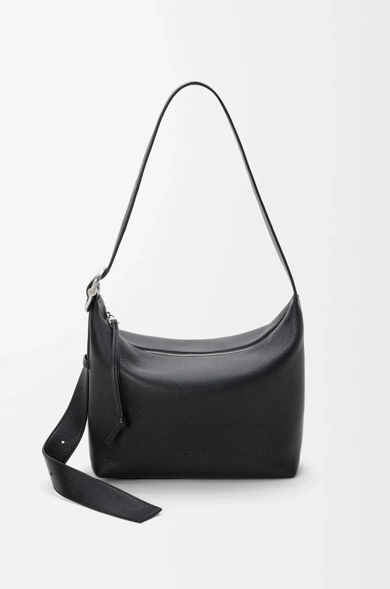 bolso hobo loop en piel de becerro granulada flexible negro