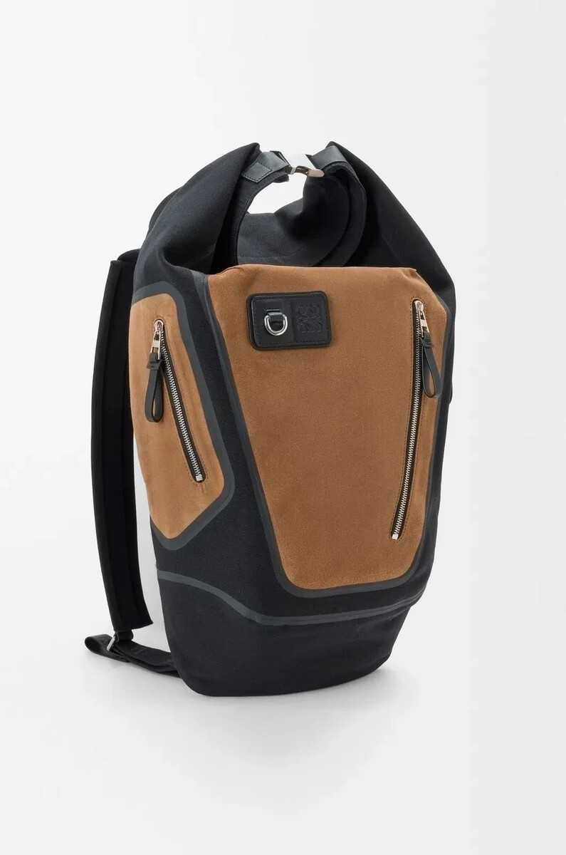 mochila flexible con cierre enrollable en lona y ante negrooro oscuro