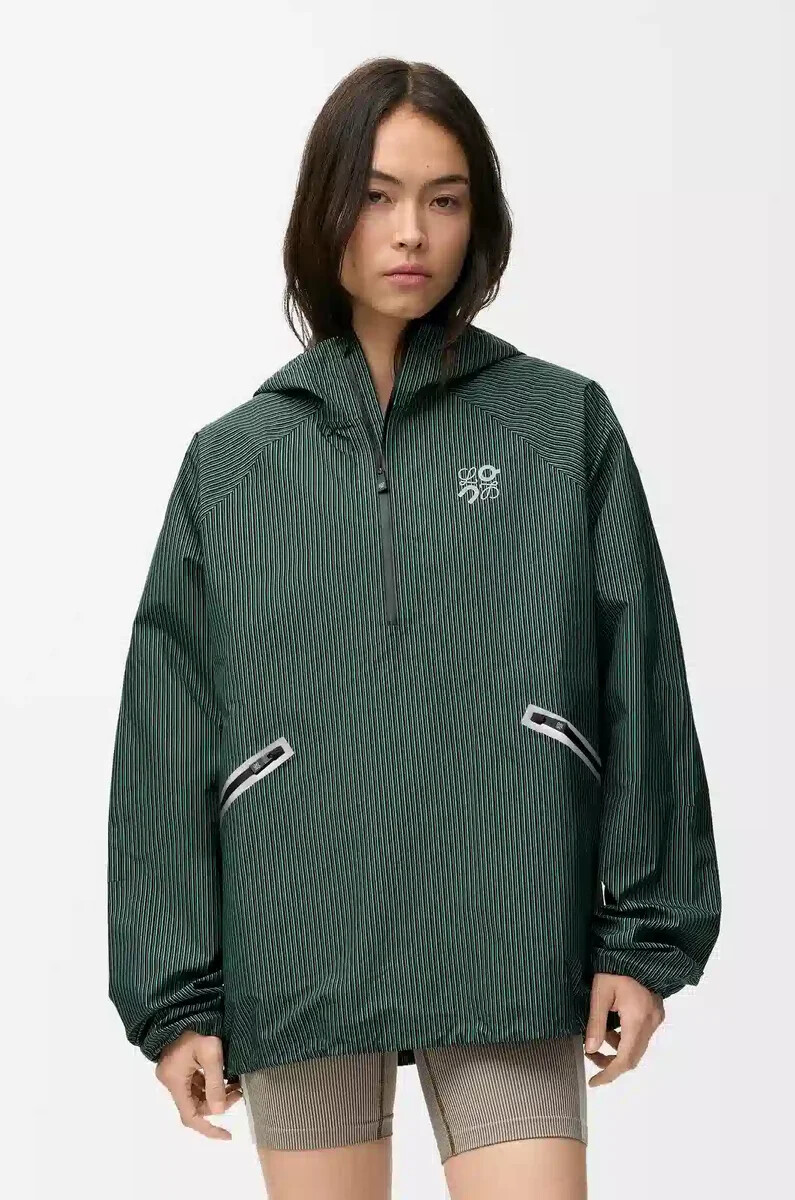 anorak storm en tejido técnico verdenegro