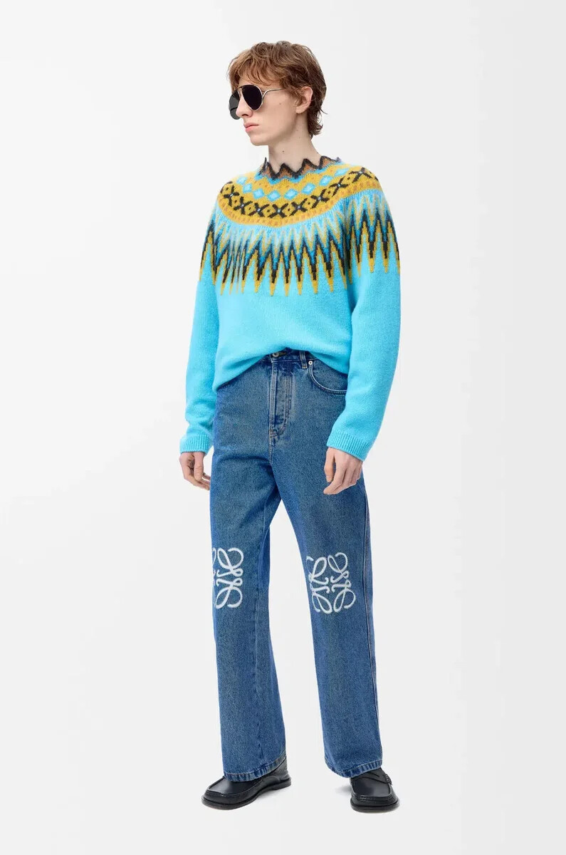 vaqueros holgados con anagrama en denim azul medio