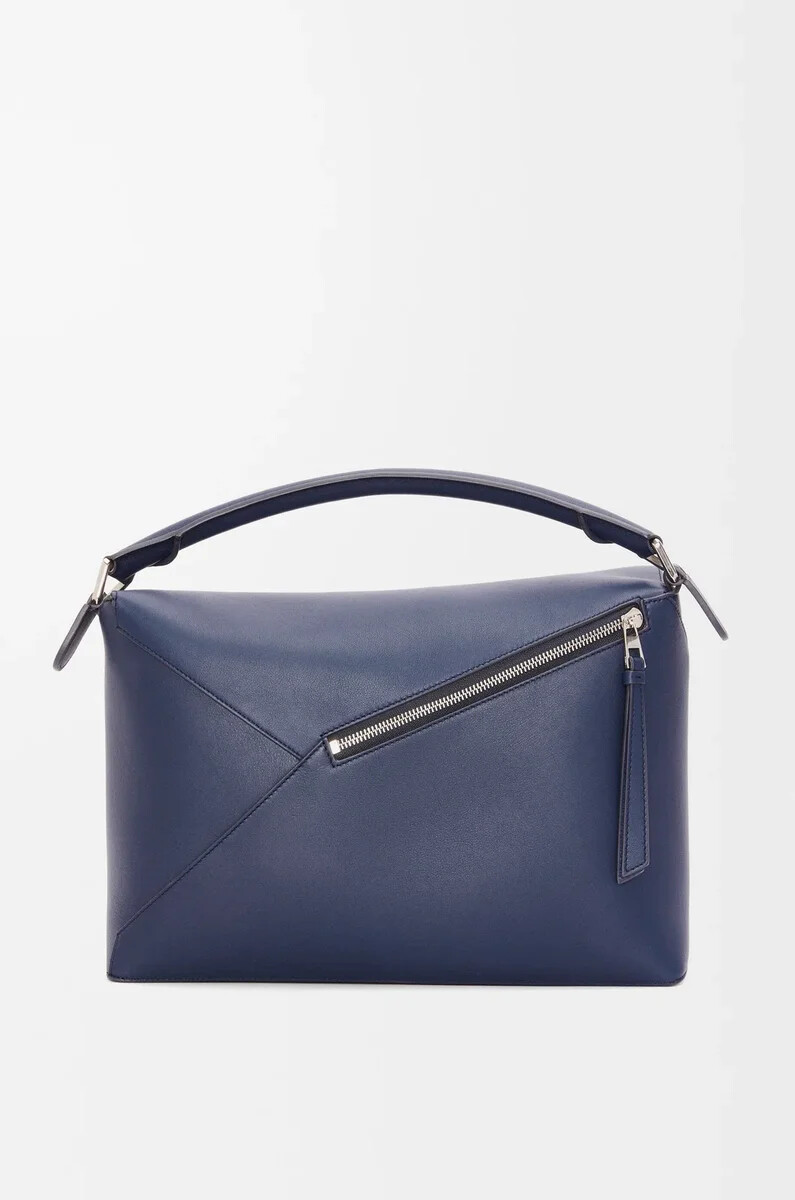 bolso grande puzzle edge en piel de becerro clásica azul abismo
