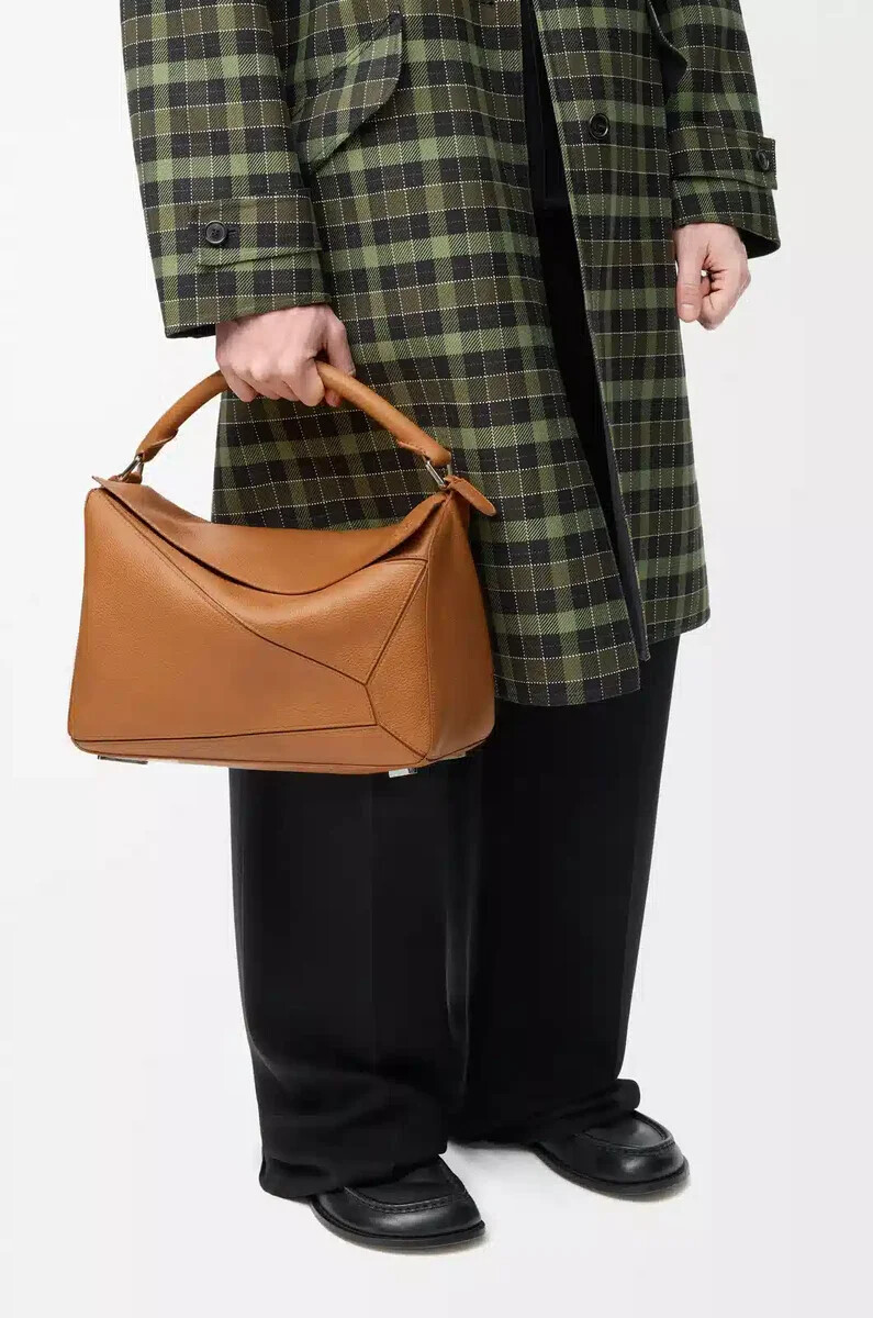 bolso puzzle grande en piel de becerro granulada flexible light canyon brown