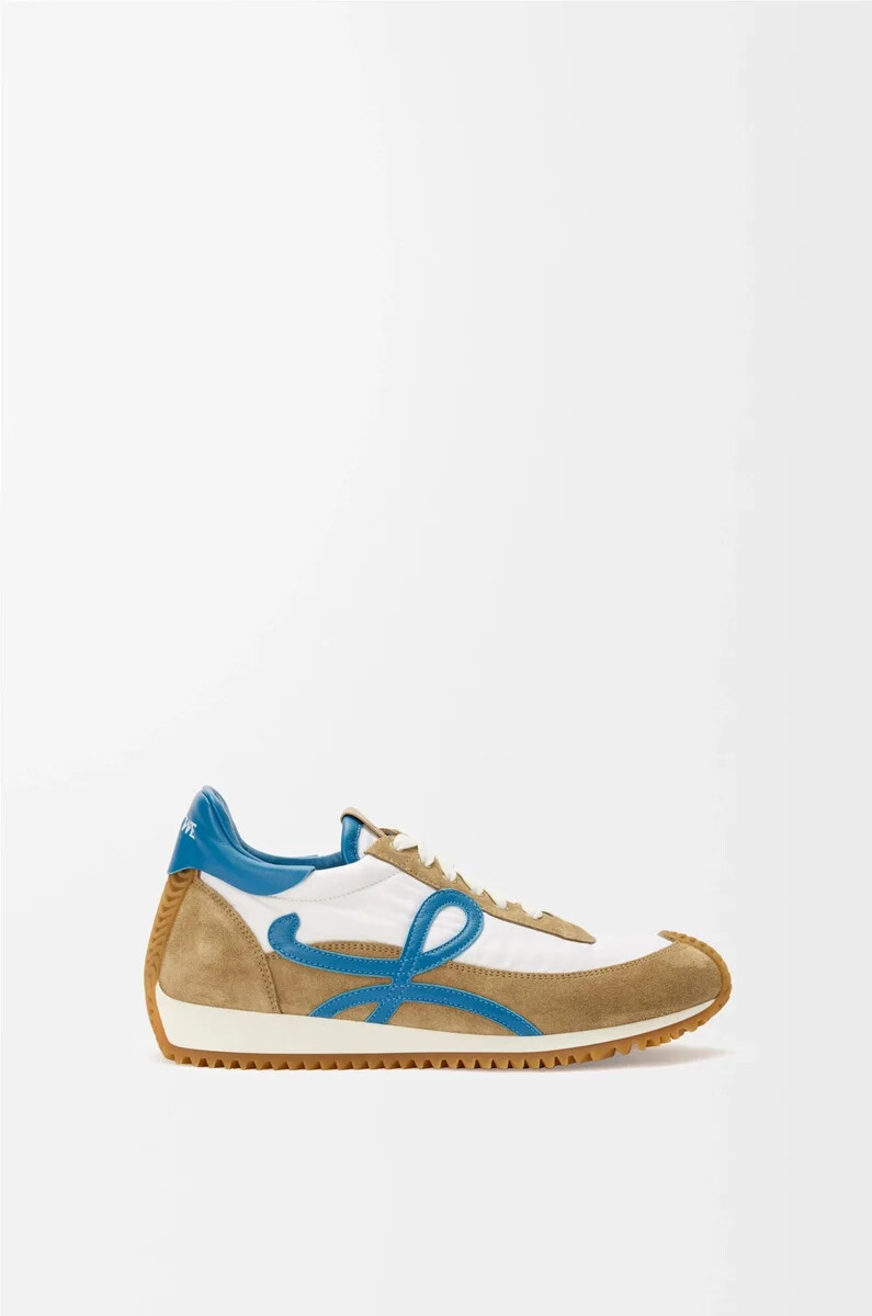flow runner 2.0 en nailon y ante arenaazulblanco
