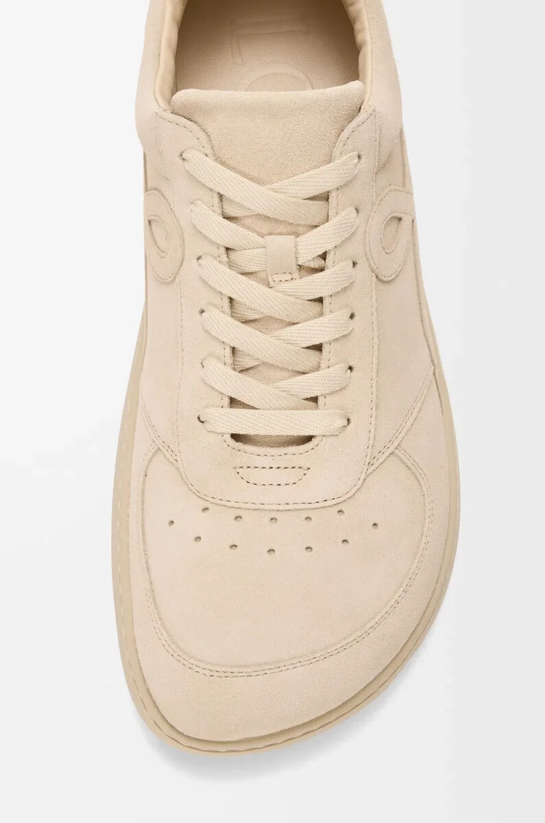 zapatilla jambo en ante de becerro color oat milk