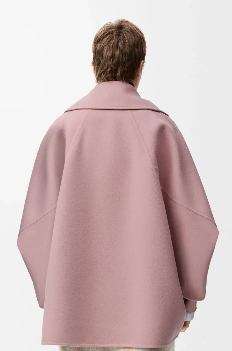 abrigo corto de lana rosa