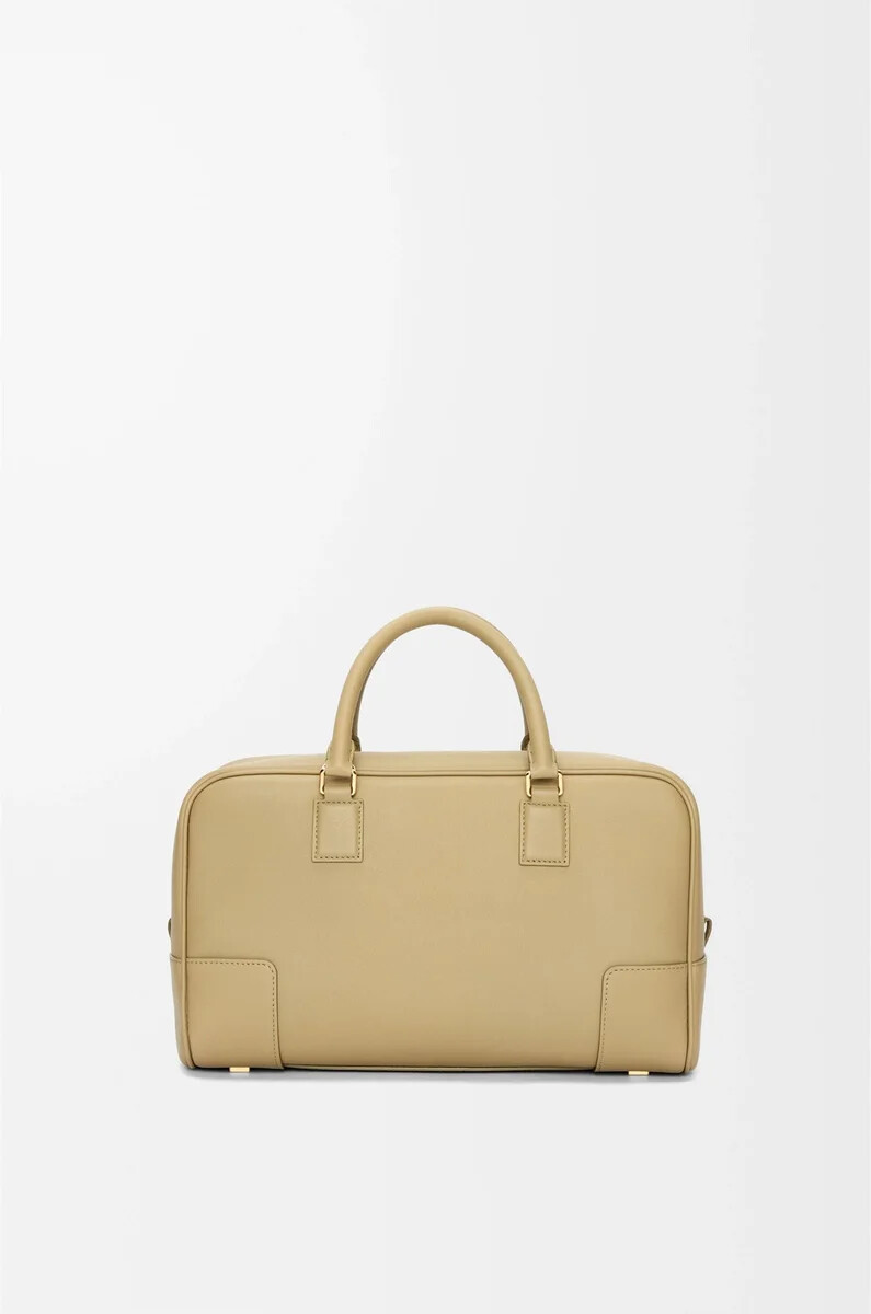 bolso amazona 28 en piel de becerro napa verde arcilla