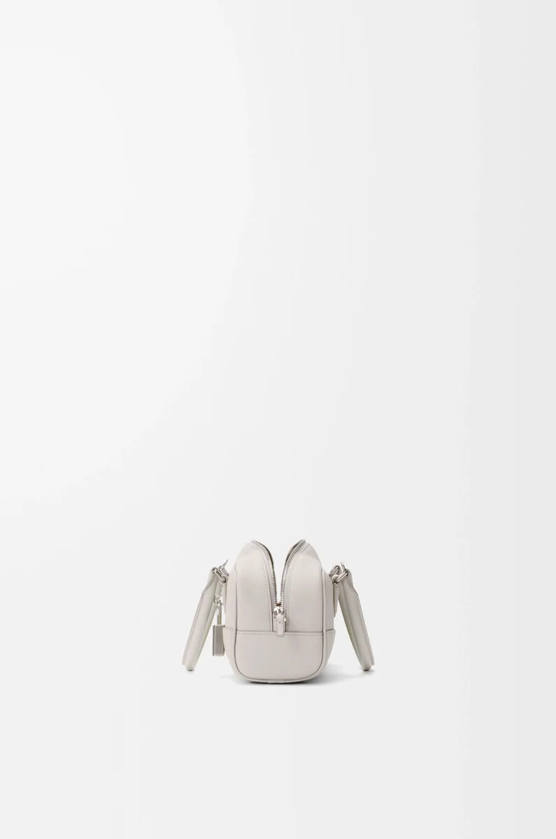 bolso cropped amazona 23 en napa de becerro gris pálidocitrino claro