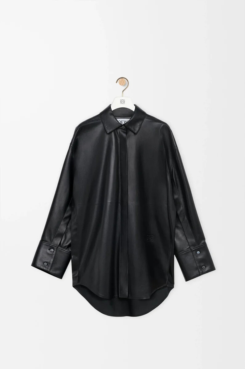 camisa en napa de cordero negra