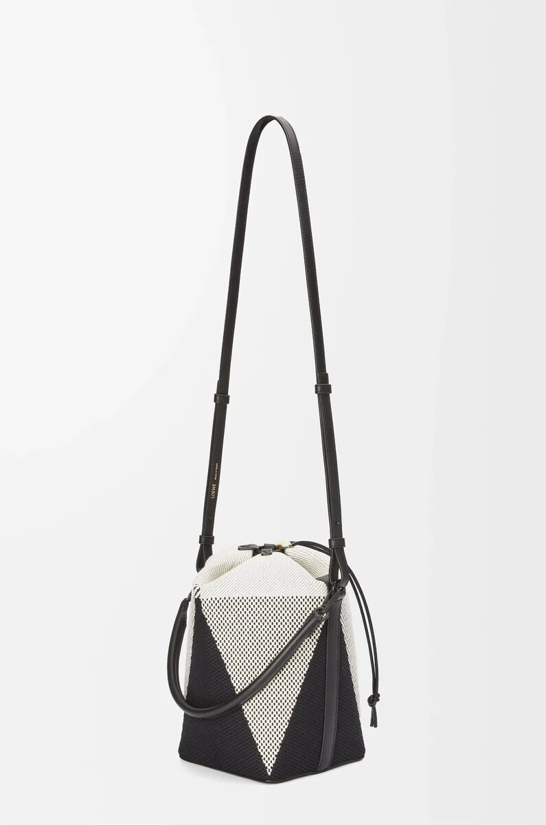 cubo treasure bako en lona jacquard y piel de becerro naturalnegro