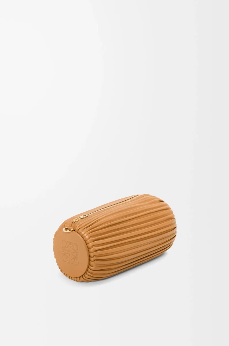 bolsa para pulsera en piel de cordero napa plisada warm desert