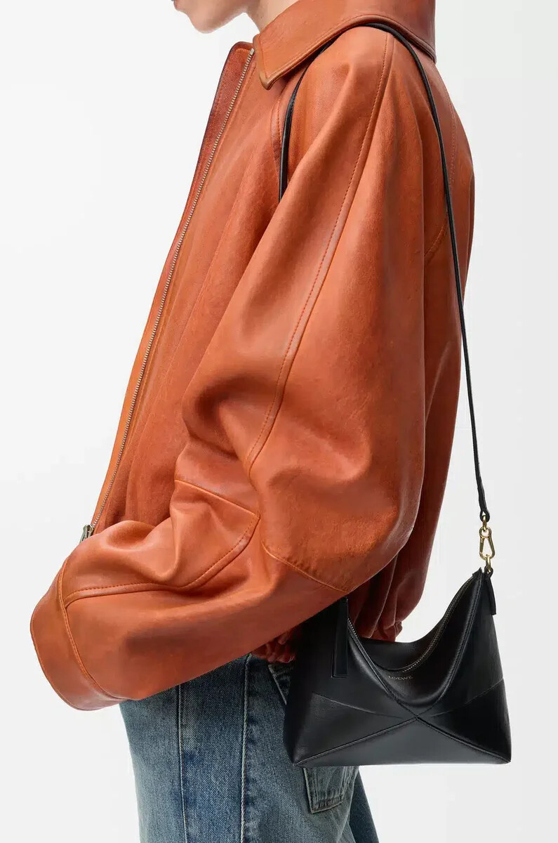 bolso puzzle fold en piel de becerro napa brillante negro