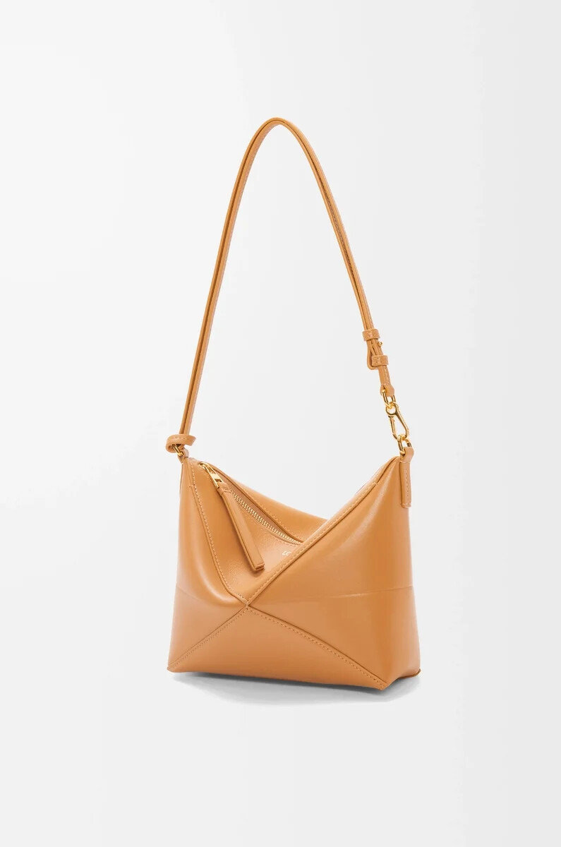 bolso puzzle fold en piel de becerro napa brillante warm desert