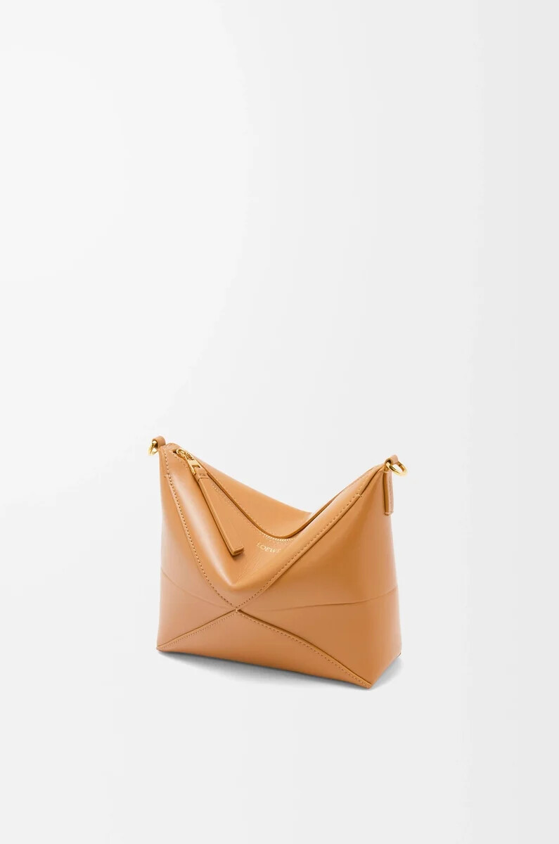 bolso puzzle fold en piel de becerro napa brillante warm desert
