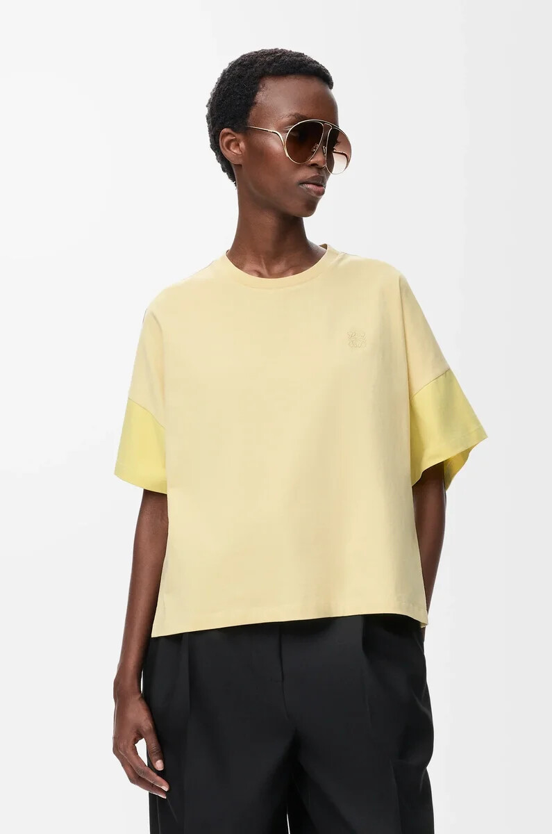 camiseta de corte cuadrado en algodón y seda gris pálidocitrino claro