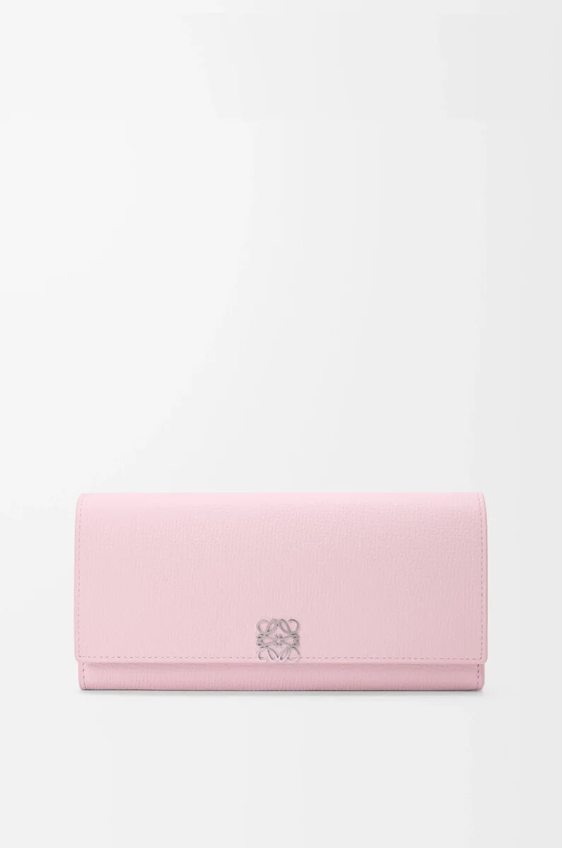 cartera continental con anagrama en piel de becerro granulada blossom