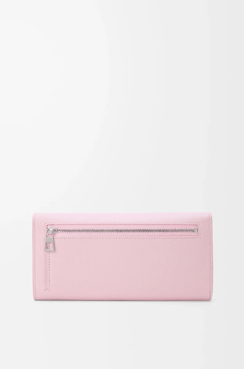 cartera continental con anagrama en piel de becerro granulada blossom