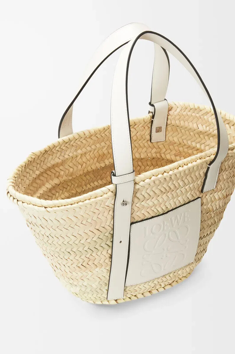 bolso cesta en hoja de palma y piel de becerro naturalblanco