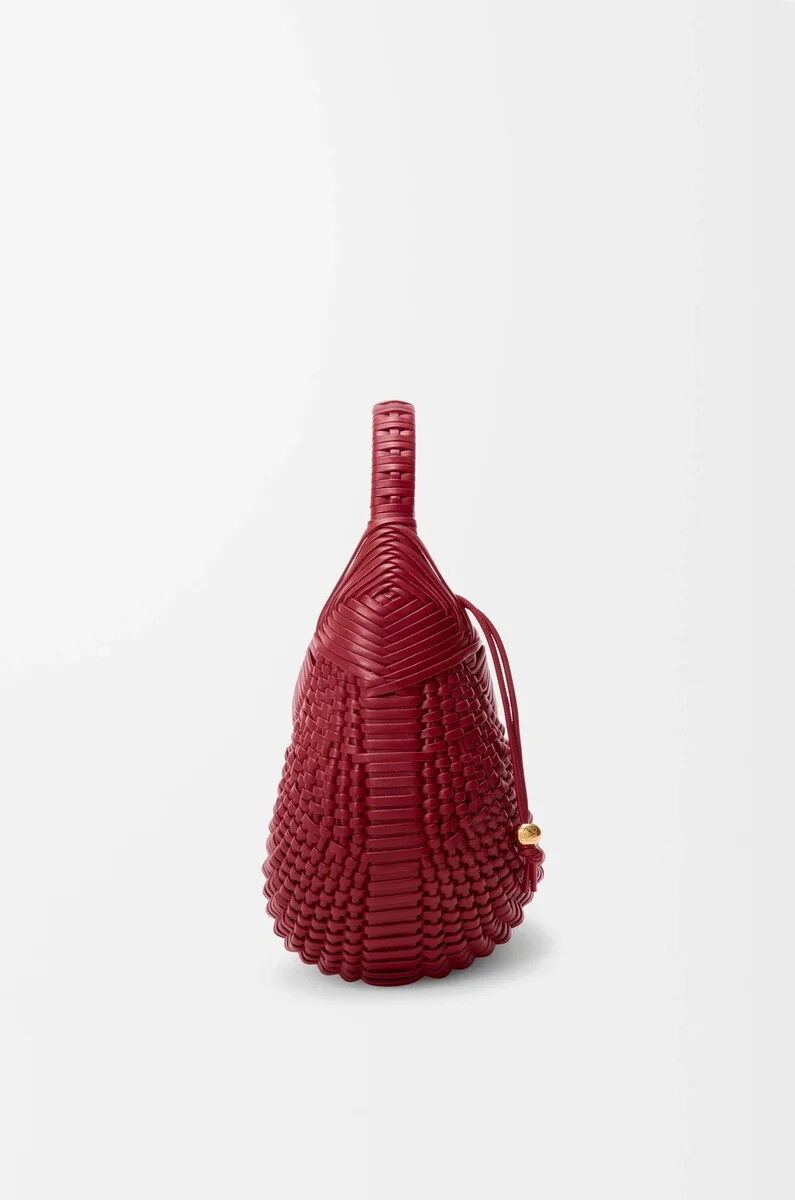 bolso hobo diamond en piel de becerro color cereza