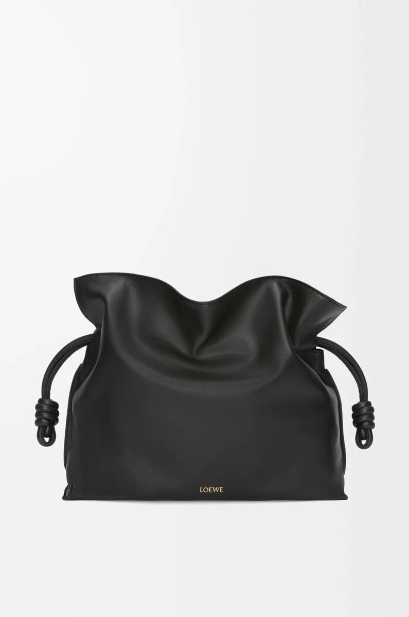 clutch flamenco grande en piel de becerro napa negro