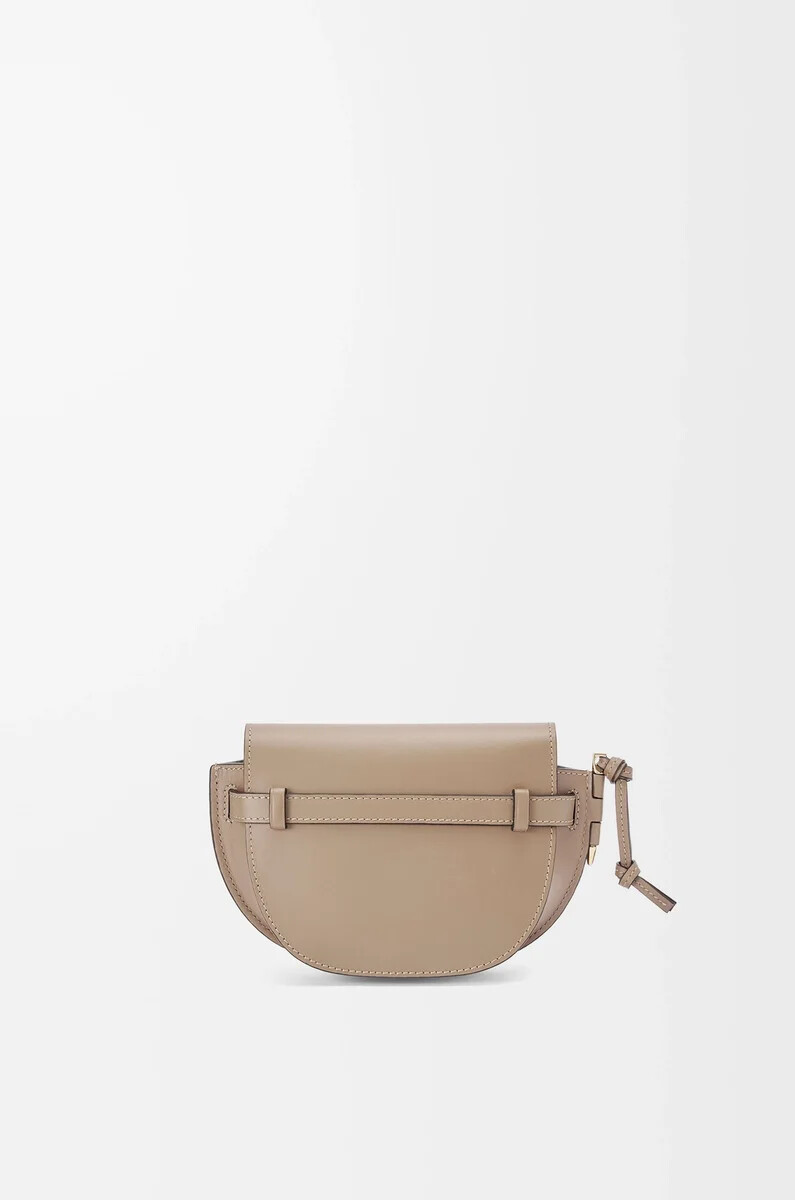 bolso mini gate dual en suave piel de becerro y jacquard arena