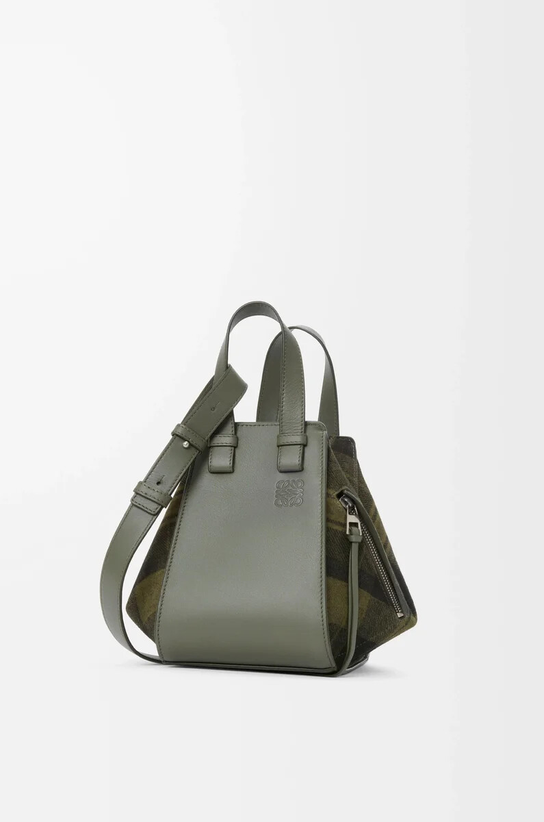 bolso hamaca compacto en ante y piel de becerro clásica color caquiverde