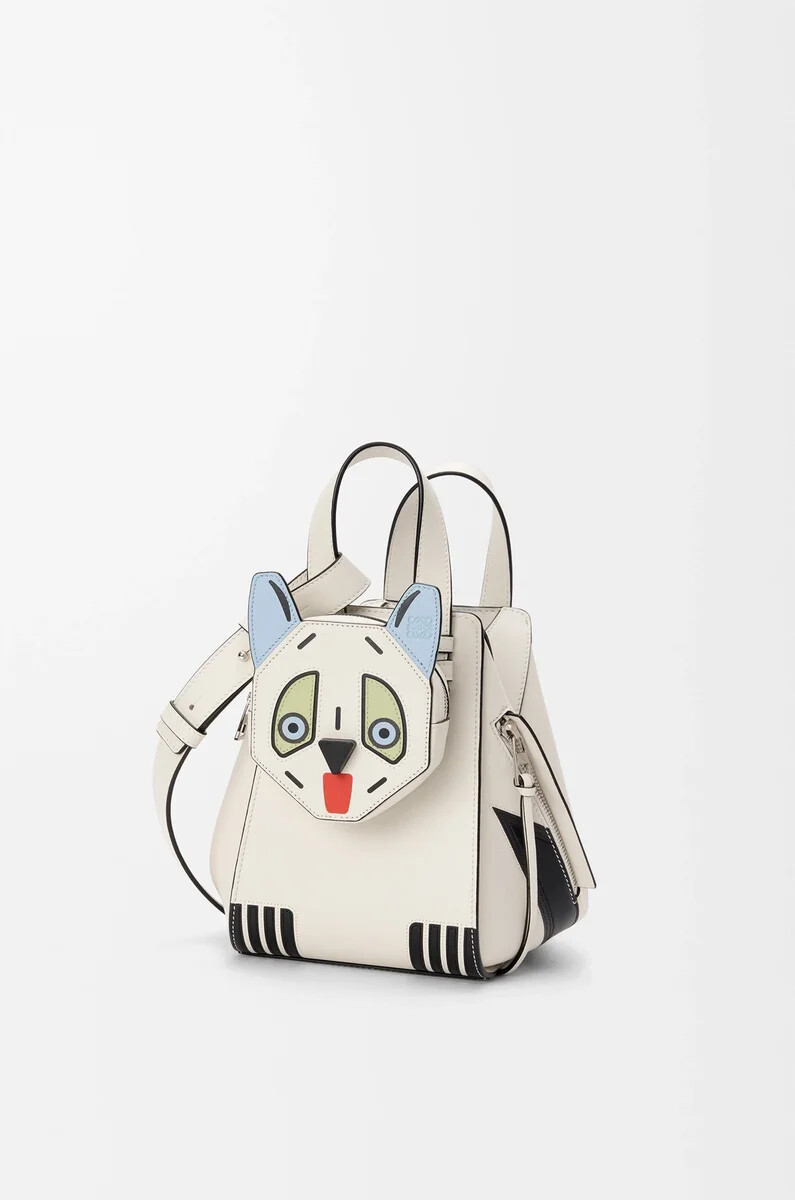 bolso hamaca compacto futurist cat en piel de becerro clásica soft white