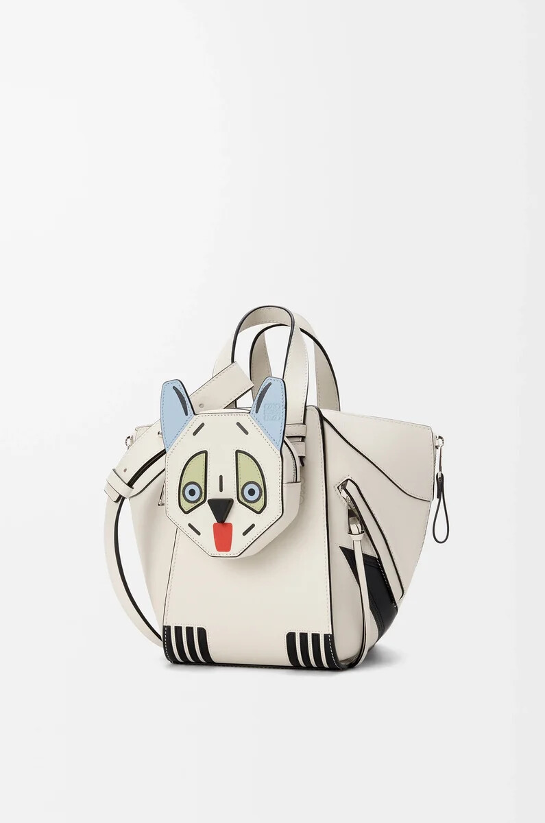 bolso hamaca compacto futurist cat en piel de becerro clásica soft white
