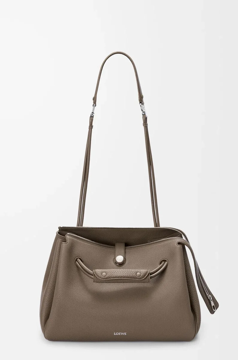 bolso grande madrid en piel de becerro granulada flexible color topo