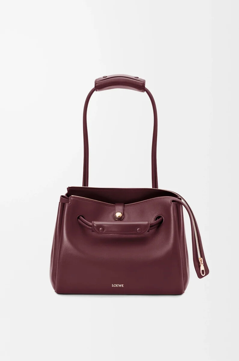 bolso madrid mediano de piel de becerro flexible color burdeos oscuro