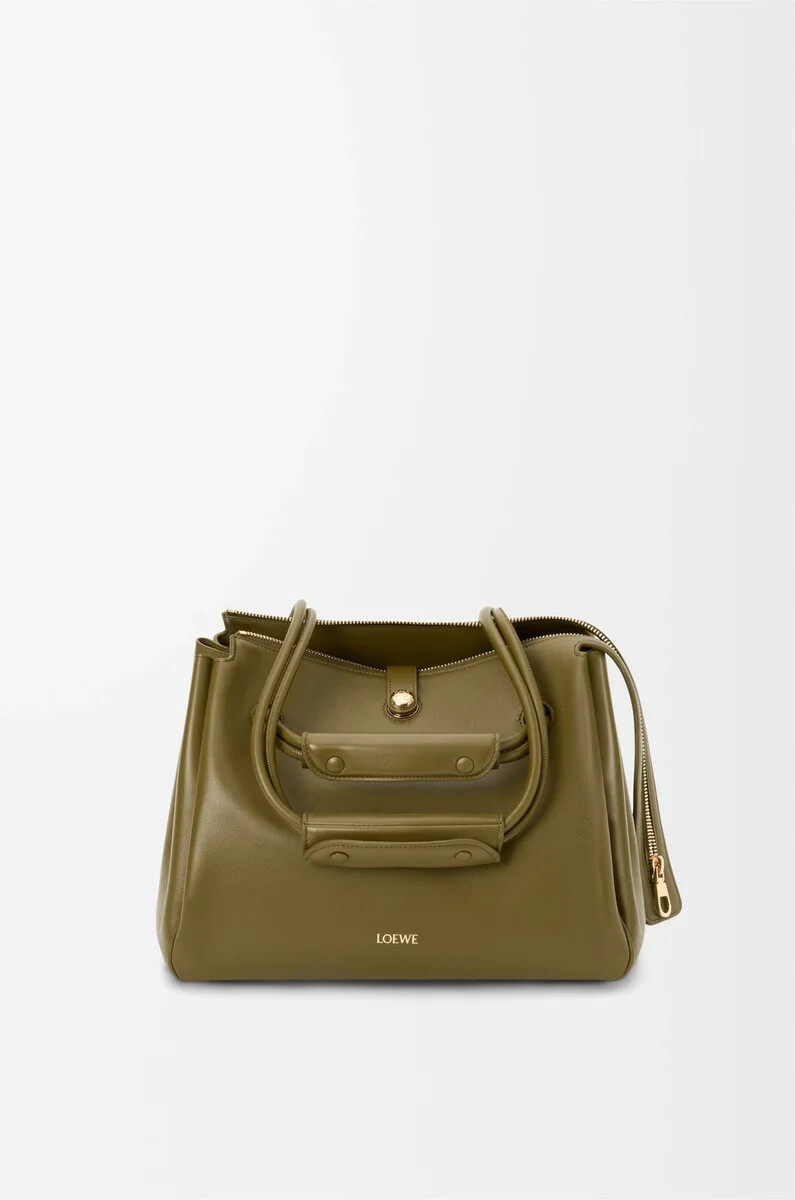 bolso mediano madrid en piel de becerro flexible color oliva
