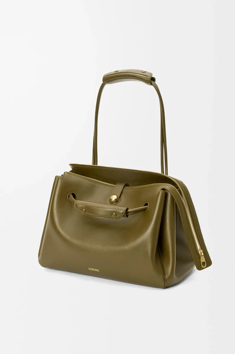bolso grande madrid en piel de becerro flexible color oliva
