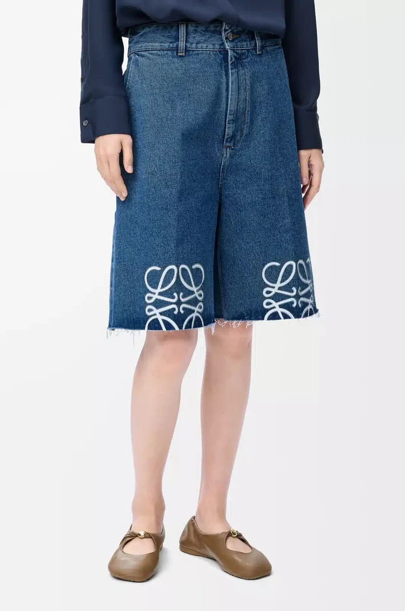 shorts anagrama en denim jeans azul