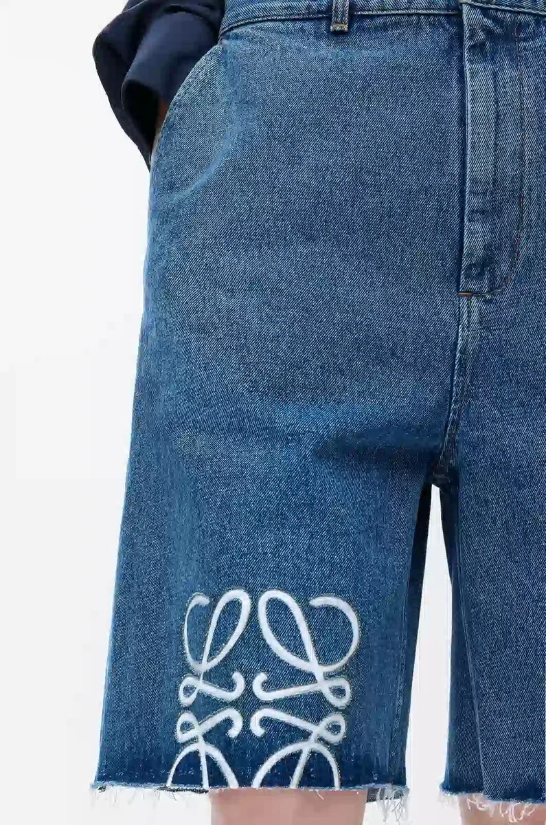 shorts anagrama en denim jeans azul