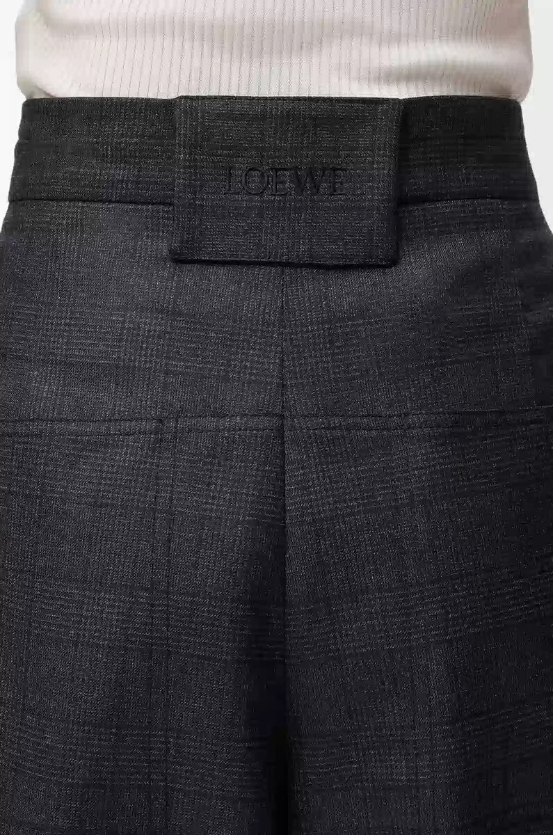 pantalones cortos cargo de lana gris oscuro
