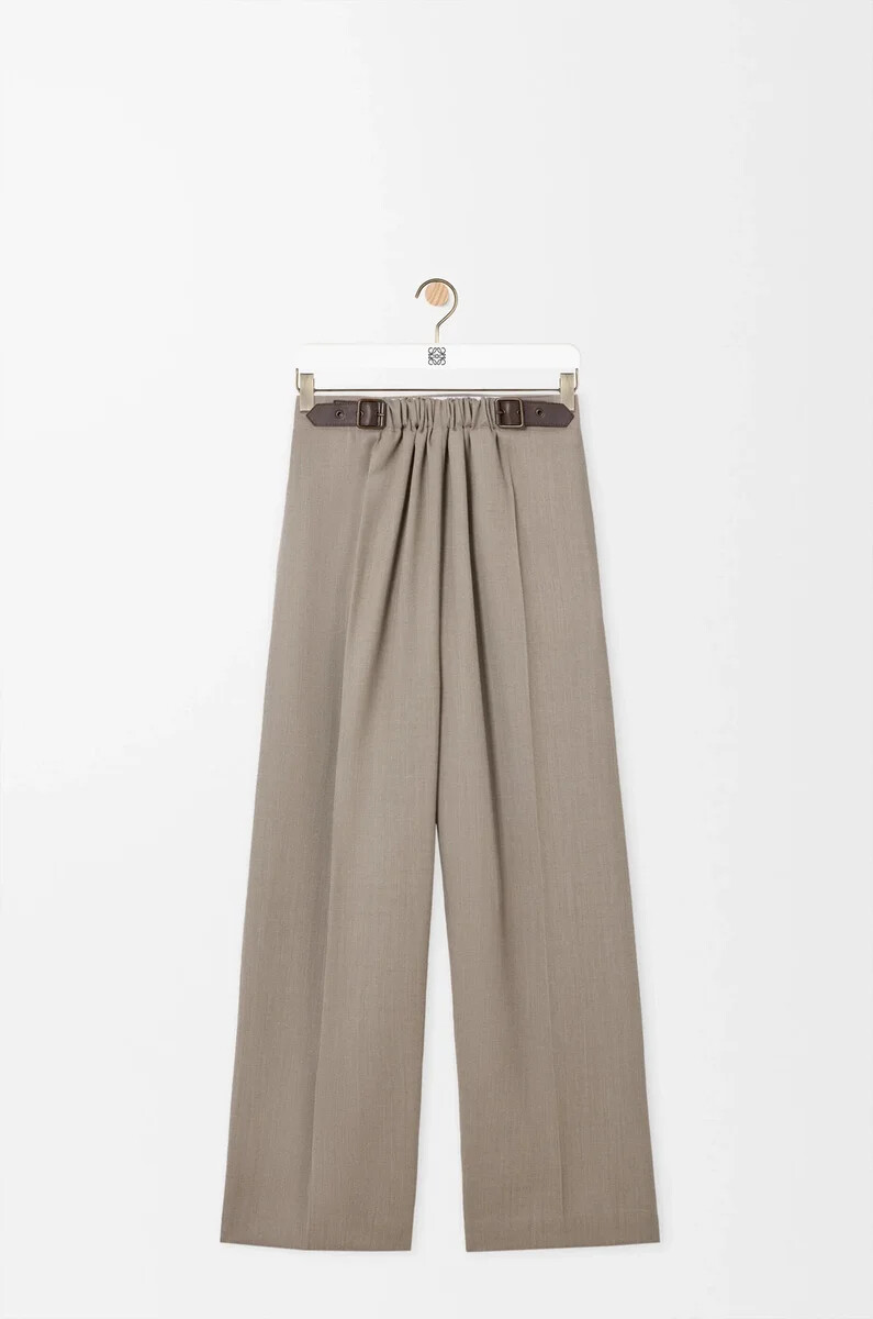 pantalón con cinturón de lana beige melange