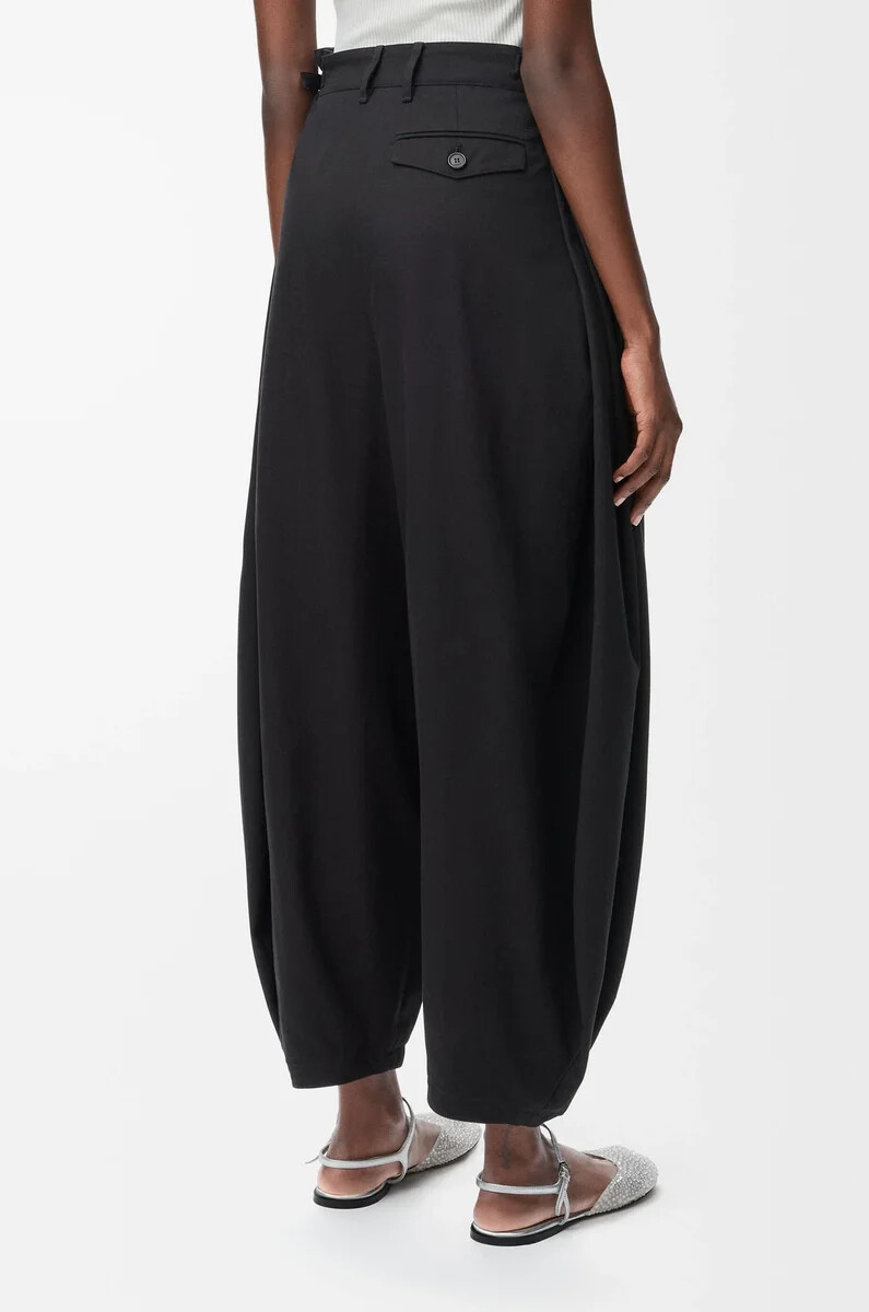 pantalón drapeado en algodón y seda negro