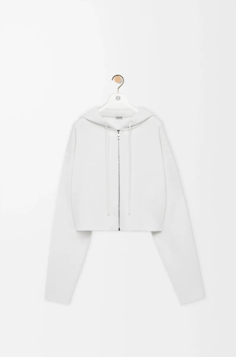 sudadera con capucha y cremallera con anagrama en lana blanca