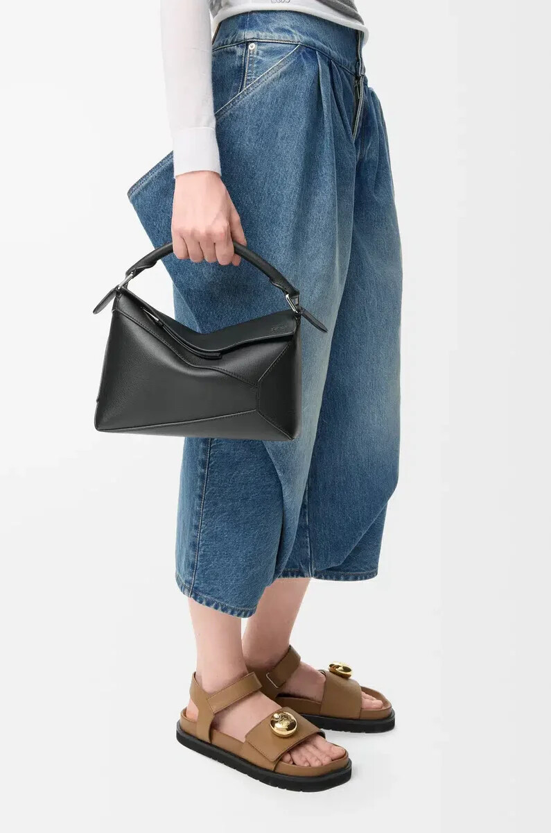 bolso pequeño puzzle edge en piel de becerro clásica negra