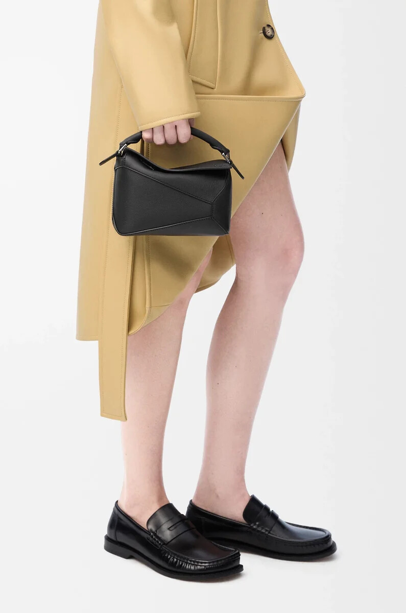 bolso mini puzzle edge en piel de becerro clásica negra