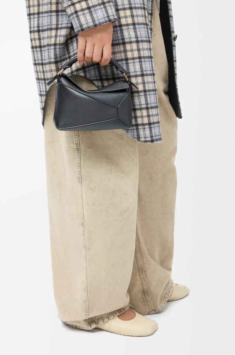 bolso mini puzzle edge en piel de becerro granulada suave negro