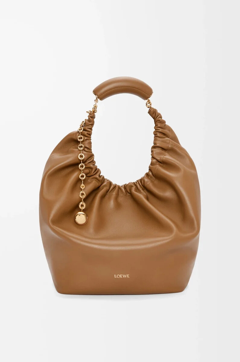 bolso mediano de piel de cordero napa suave color roble