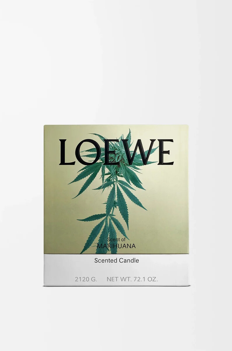 vela grande con aroma a marihuana verde oscuro