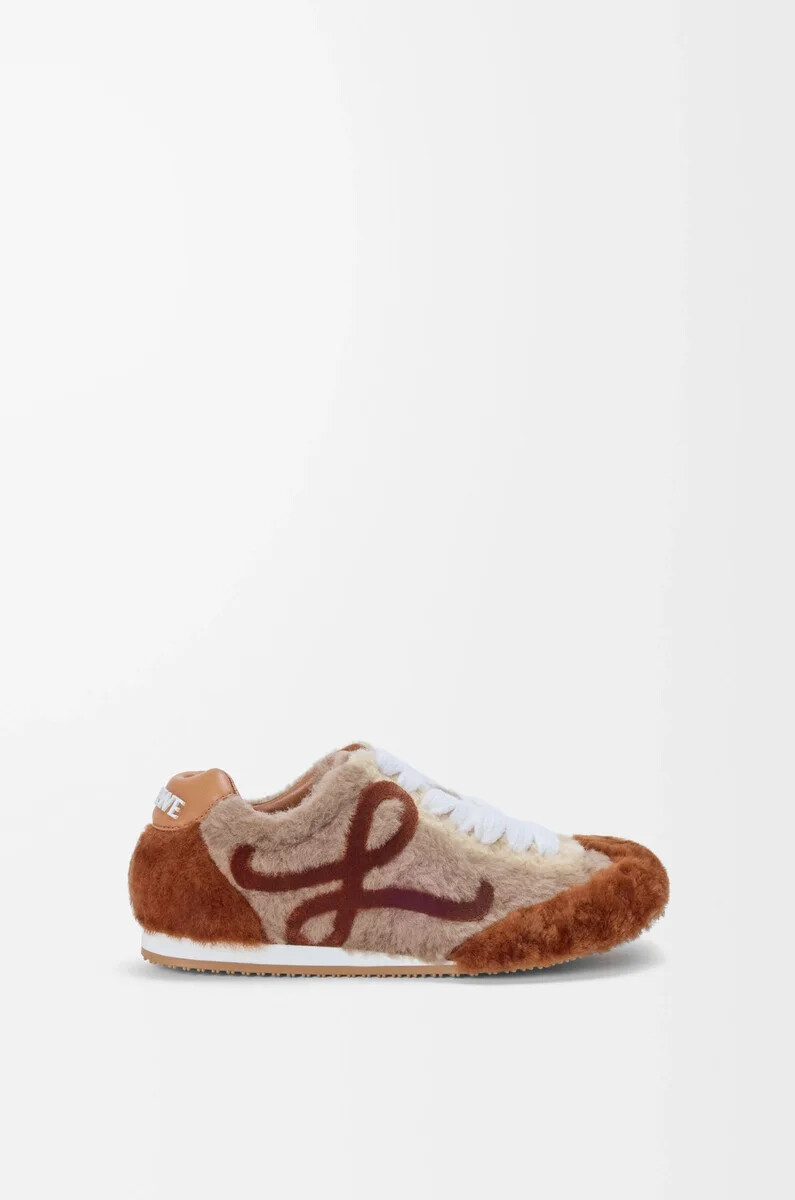 ballet runner 2.0 en piel de oveja color tostado multitono